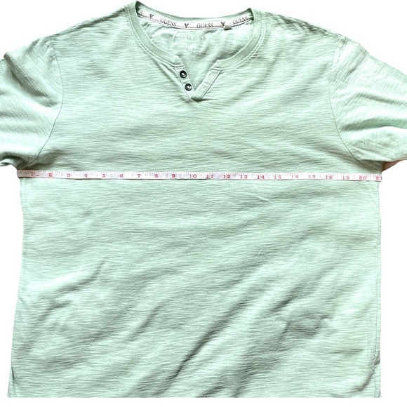 GUESS Men’s Crew Neck T Shirt - Picture 8 of 10